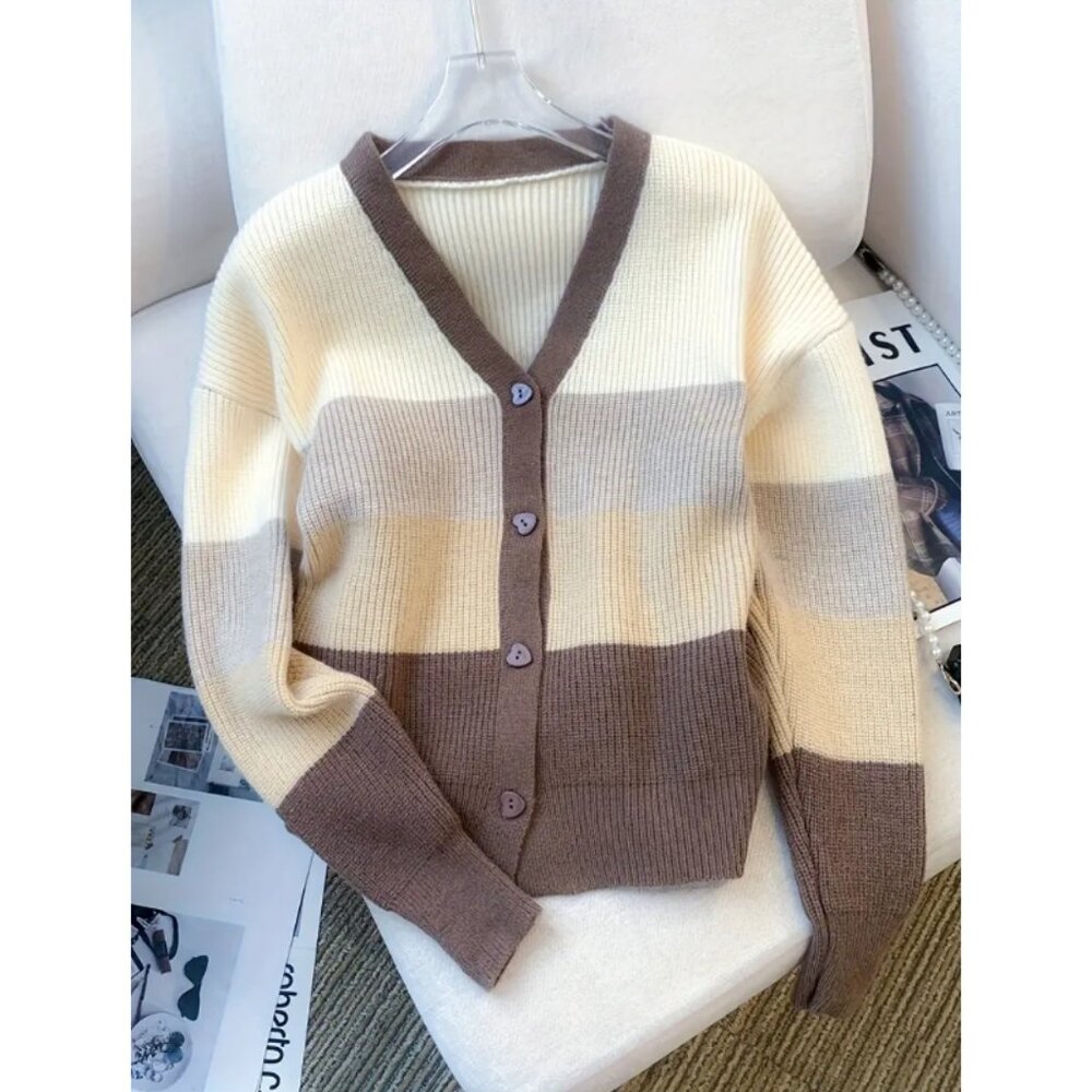 Color Block Button-Up Knit Cardigan – Cozy & Stylish